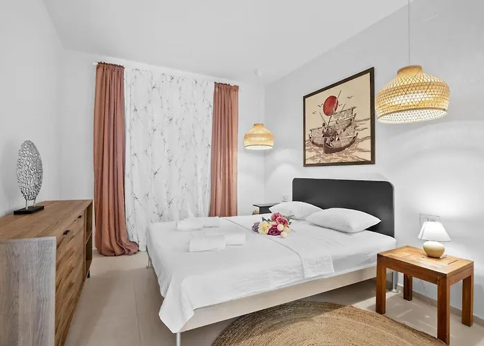 Apartment Sunshine Cres