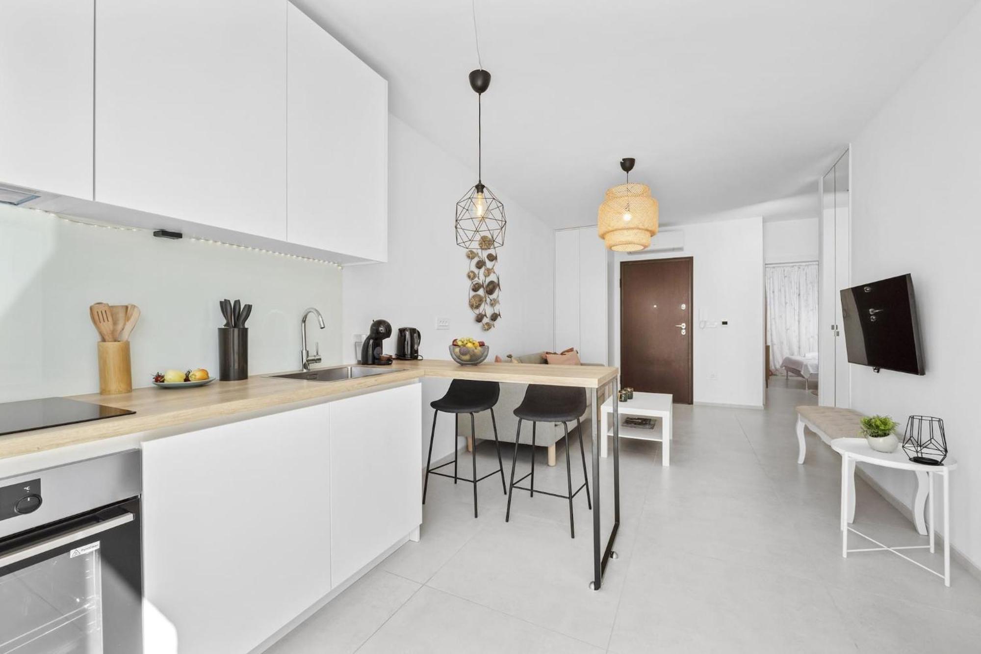 Sunshine Apartment *