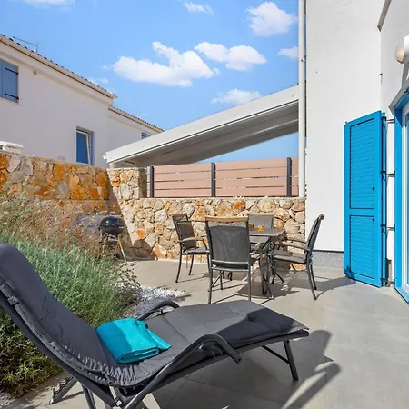 Apartment Sunshine Cres Exterior photo